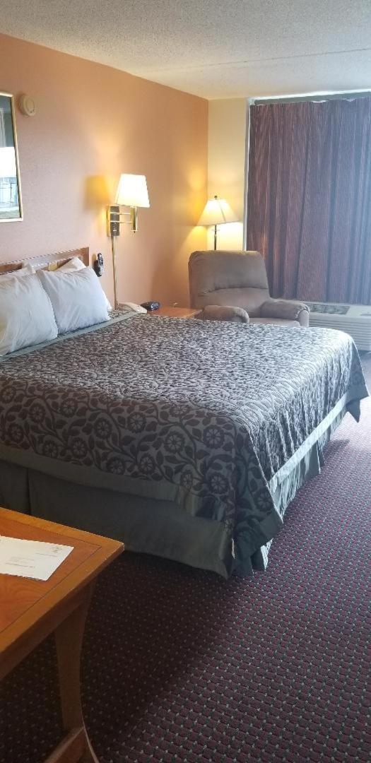 Americas Best Value Inn Holly Springs Ngoại thất bức ảnh