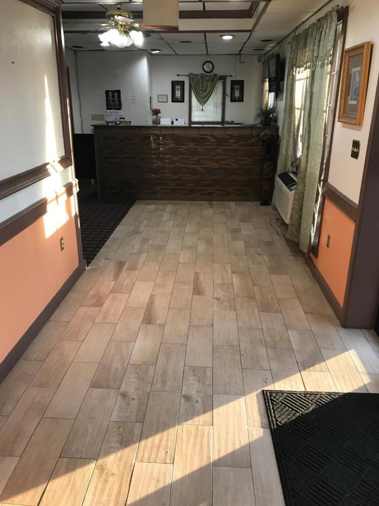 Americas Best Value Inn Holly Springs Ngoại thất bức ảnh